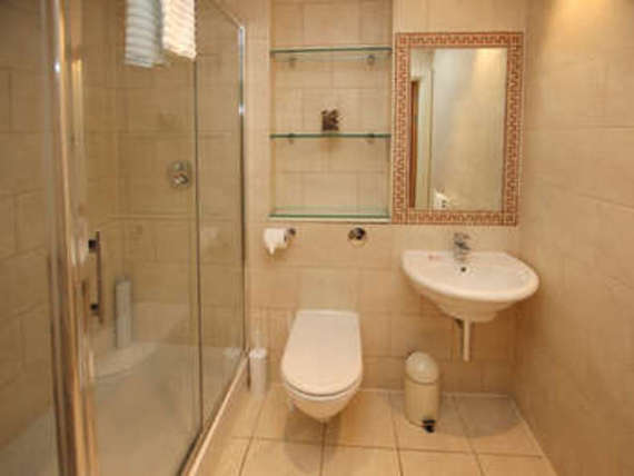 2 bedroom Flat to re...